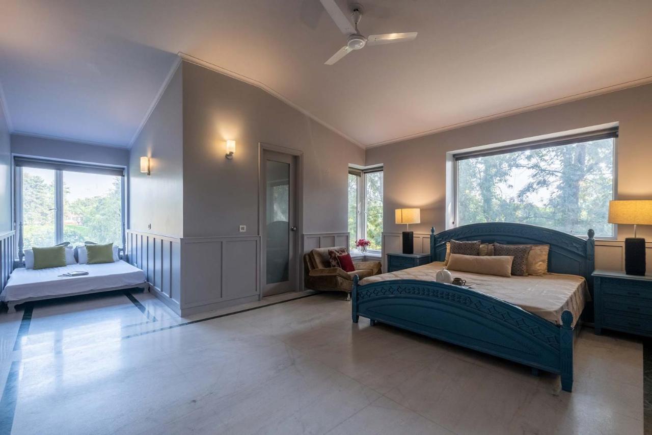 Stayvista At The Banyan Abode With Pool Table, Pet Friendly & Outdoor Pool Manesar Dış mekan fotoğraf