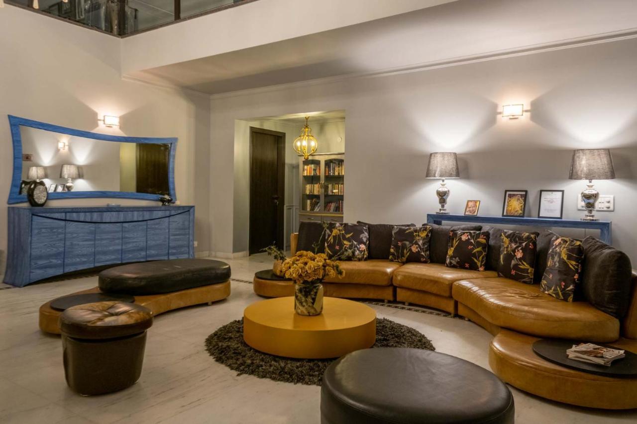 Stayvista At The Banyan Abode With Pool Table, Pet Friendly & Outdoor Pool Manesar Dış mekan fotoğraf