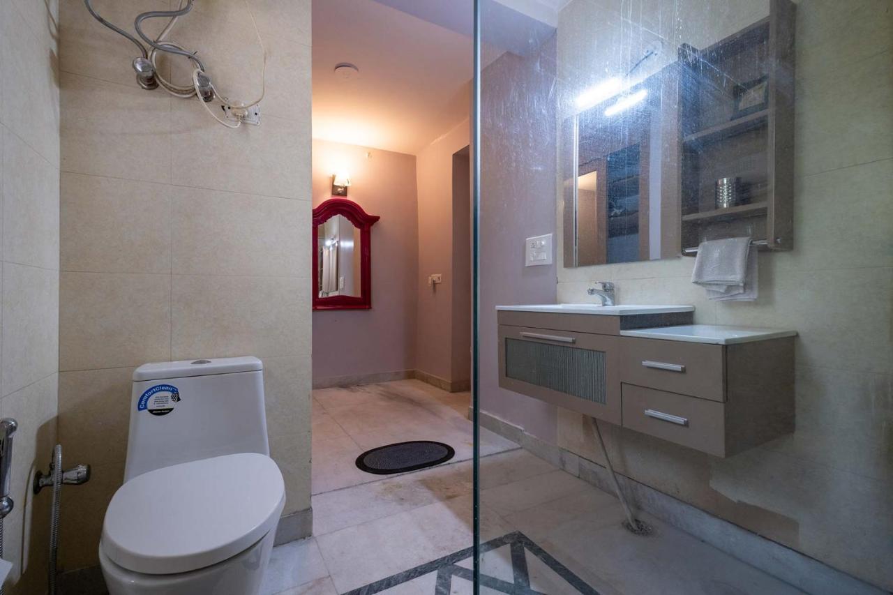 Stayvista At The Banyan Abode With Pool Table, Pet Friendly & Outdoor Pool Manesar Dış mekan fotoğraf